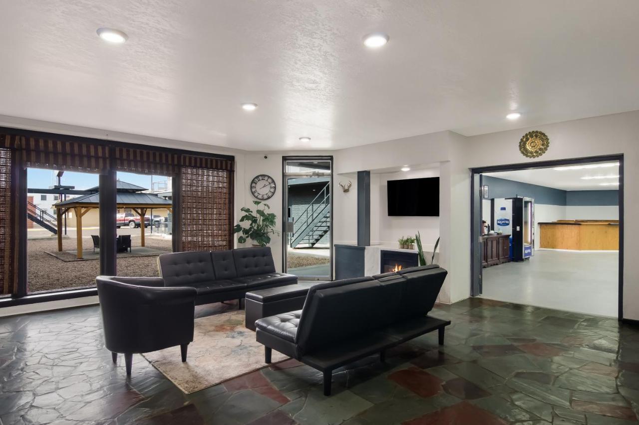 Rodeway Inn & Suites Sidney Historic Downtown I-80 Luaran gambar